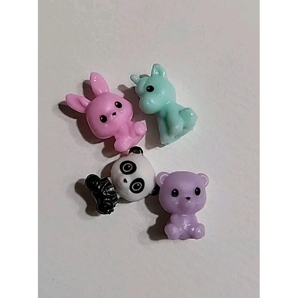 Mini‎ Barbie Land Doll Lot 4